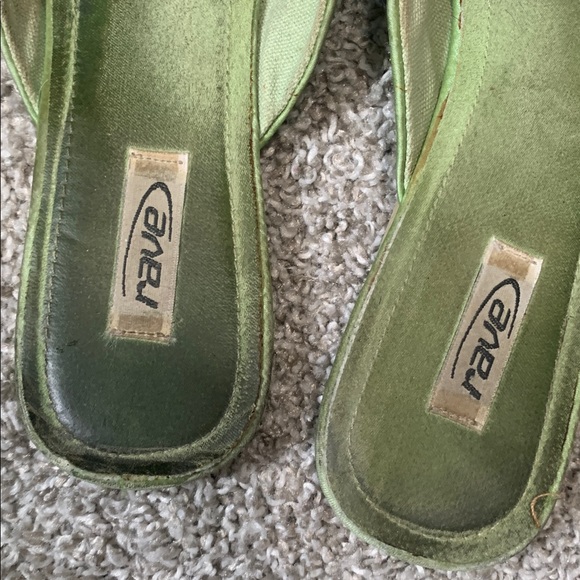Vintage Rave Green Beaded Slip On Shoes - Picture 5 of 8